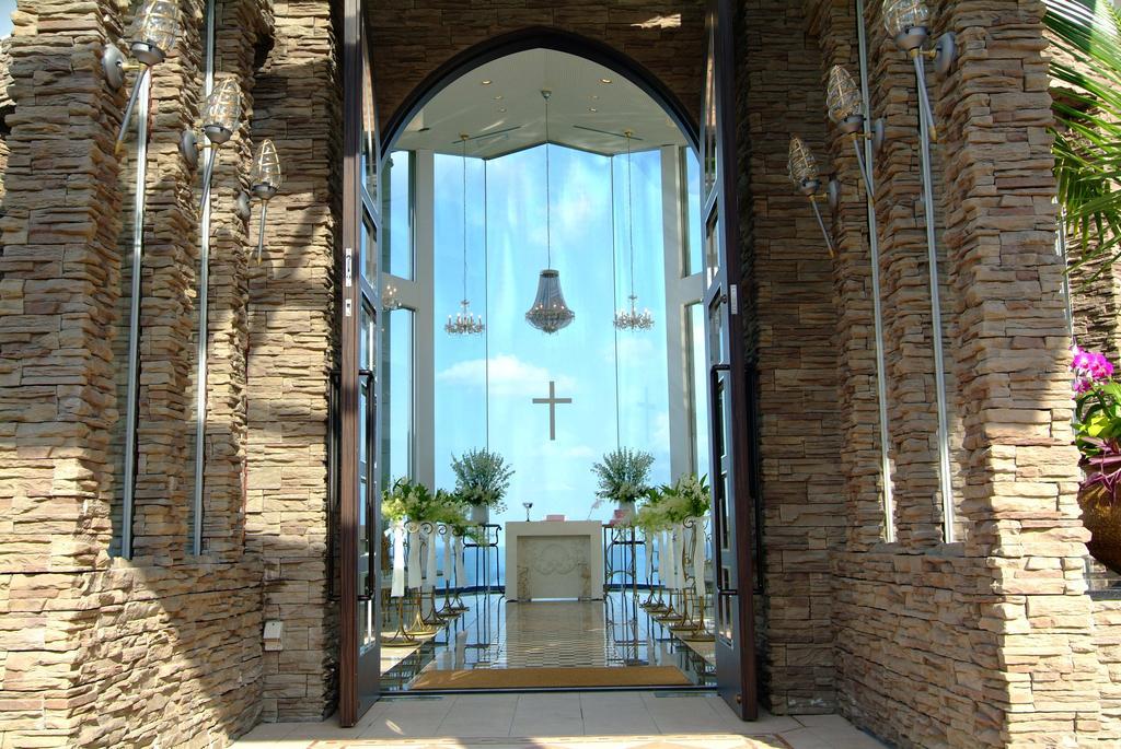 Okinawa Kariyushi Beach Resort Ocean Spa Onna Exterior foto